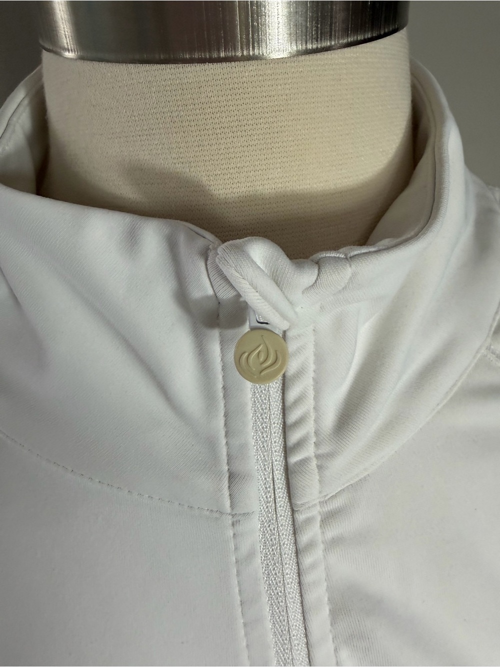 Apana White Lightweight Active Zip Jacket size M - Picture 3 of 16